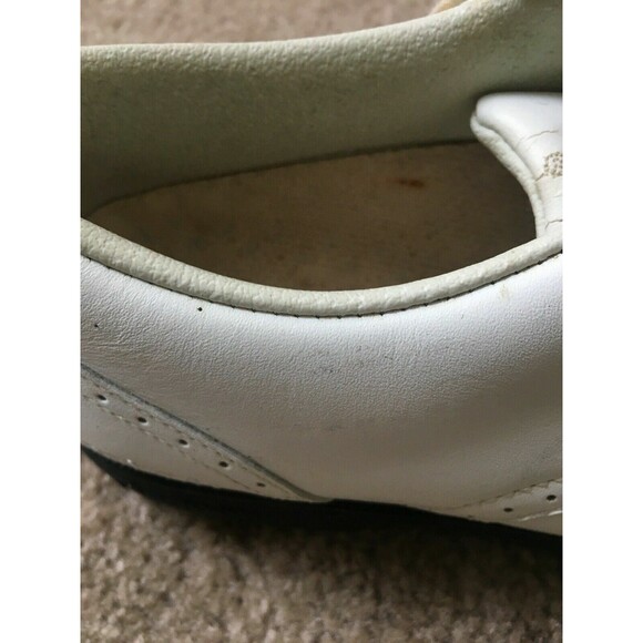 Vintage Reebok Men's Leather Golf Shoes Size 6.5 Metal Spikes White Cleats - Picture 4 of 11